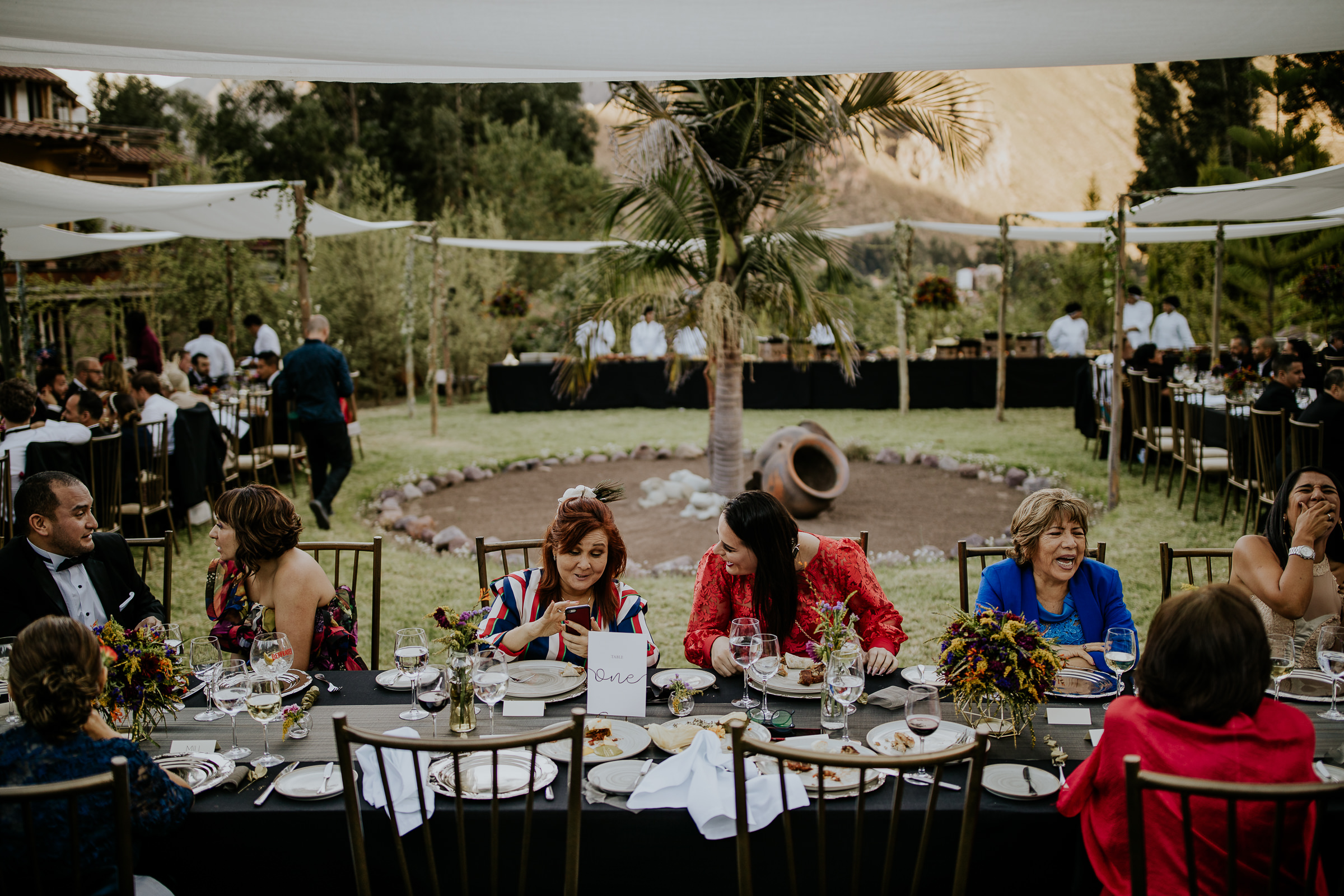 wedding ghuests sitting on dinner tables